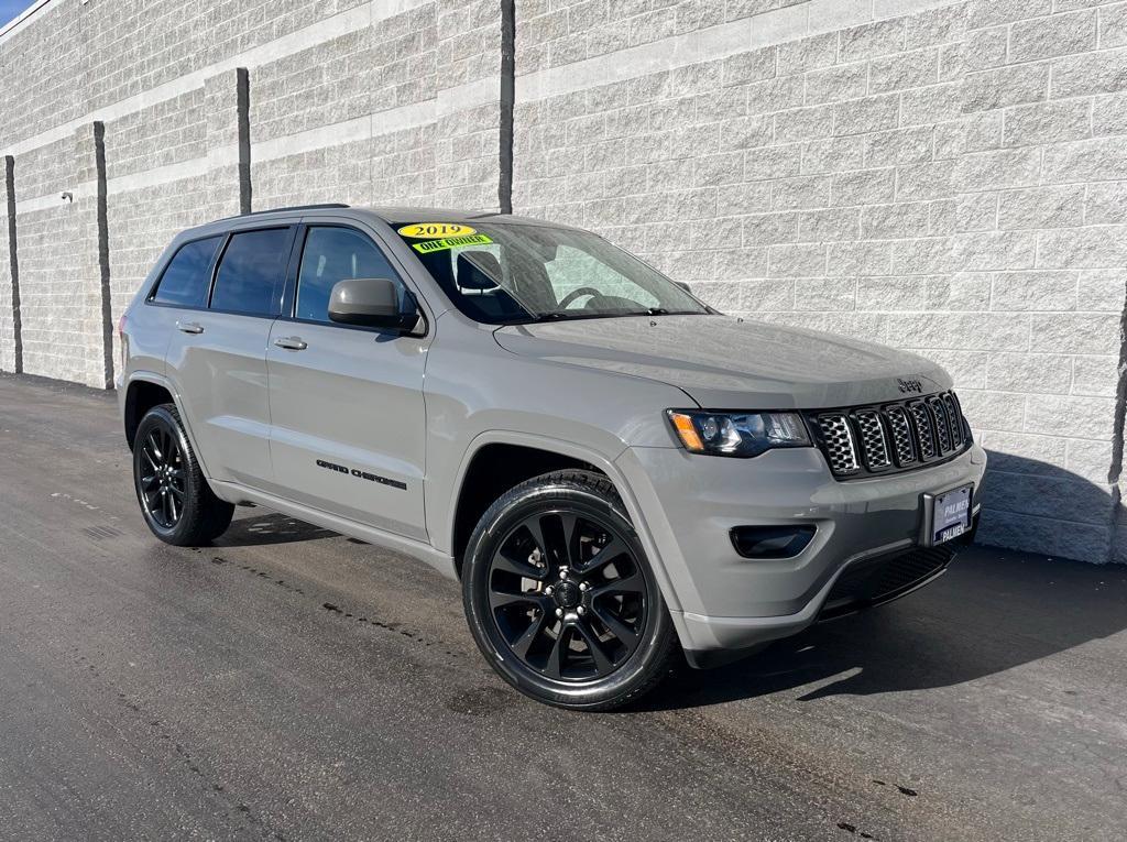 used 2019 Jeep Grand Cherokee car, priced at $23,998