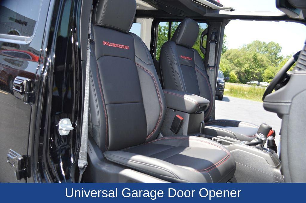 new 2025 Jeep Wrangler car, priced at $60,290