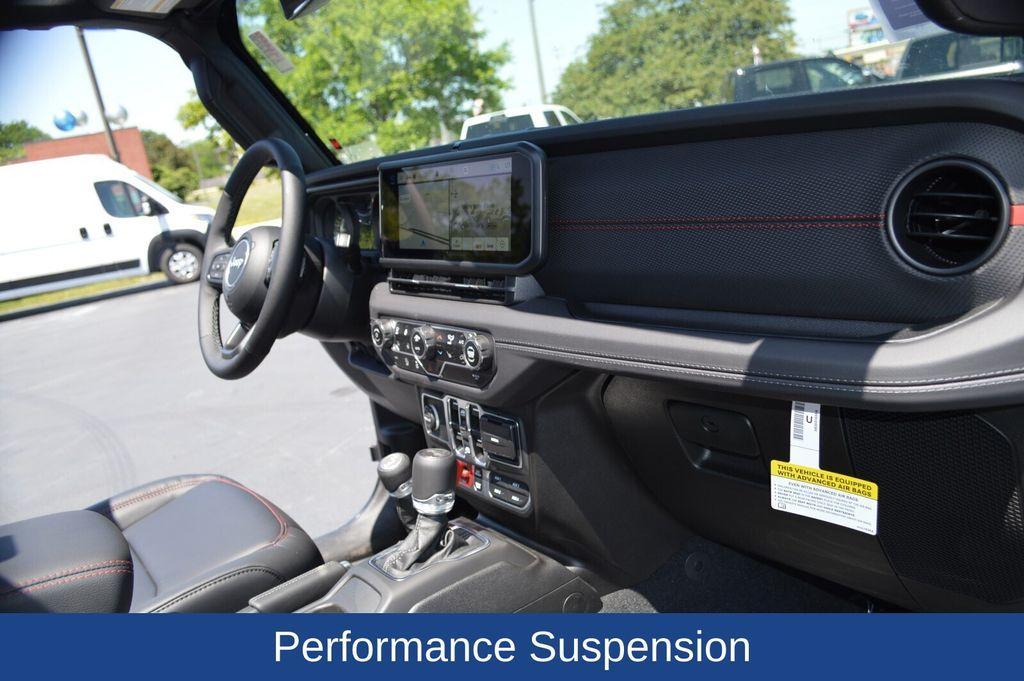 new 2025 Jeep Wrangler car, priced at $60,290