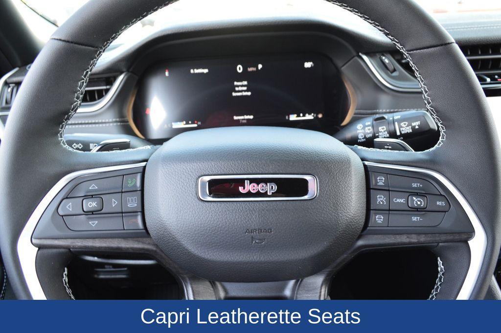 new 2025 Jeep Grand Cherokee car, priced at $51,480