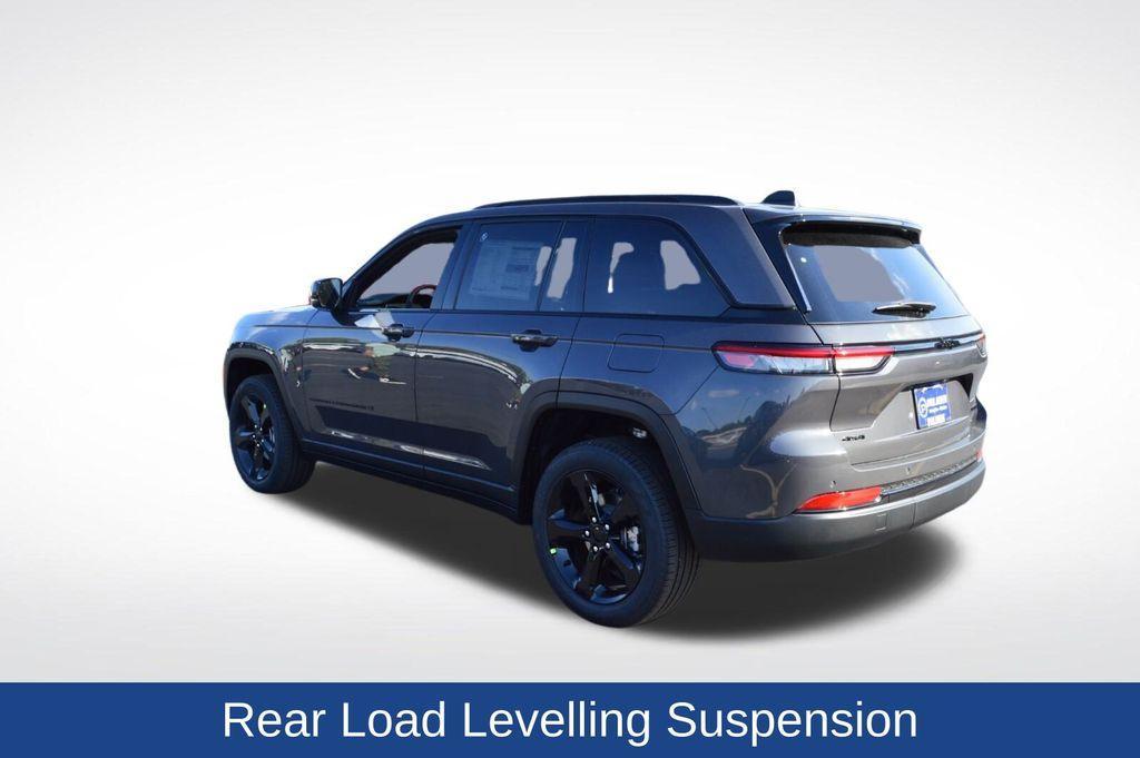 new 2025 Jeep Grand Cherokee car, priced at $51,480