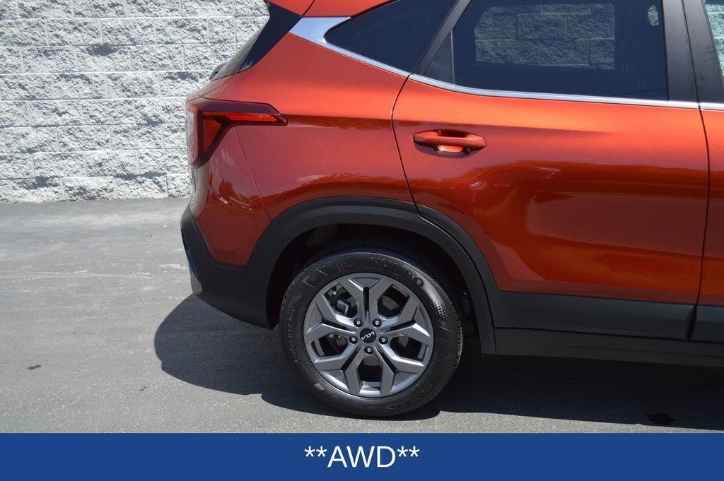 used 2024 Kia Seltos car, priced at $24,300