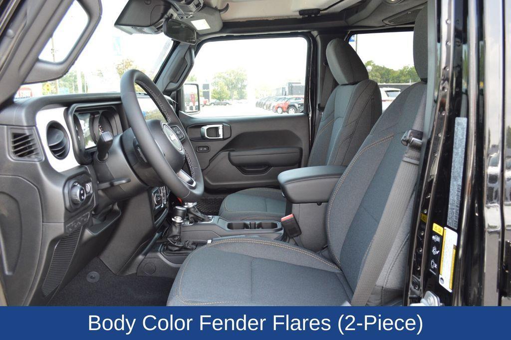 new 2025 Jeep Gladiator car, priced at $46,906
