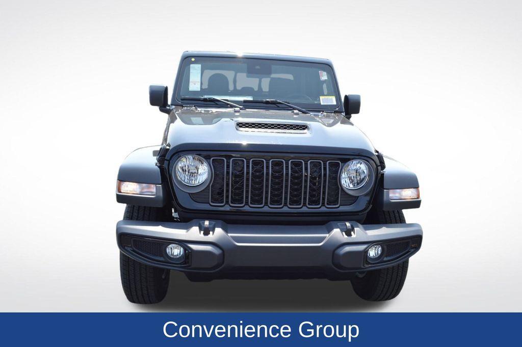 new 2025 Jeep Gladiator car, priced at $49,475