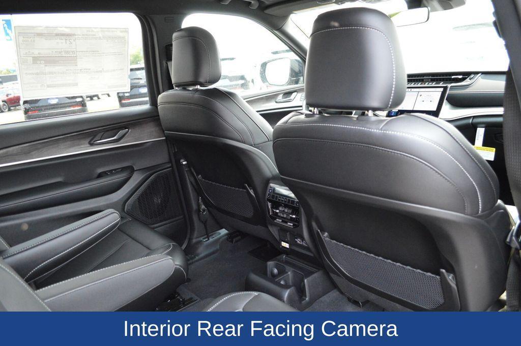 new 2025 Jeep Grand Cherokee L car, priced at $51,950