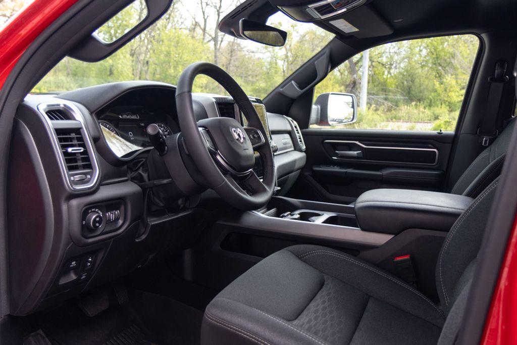 new 2025 Ram 1500 car, priced at $60,440