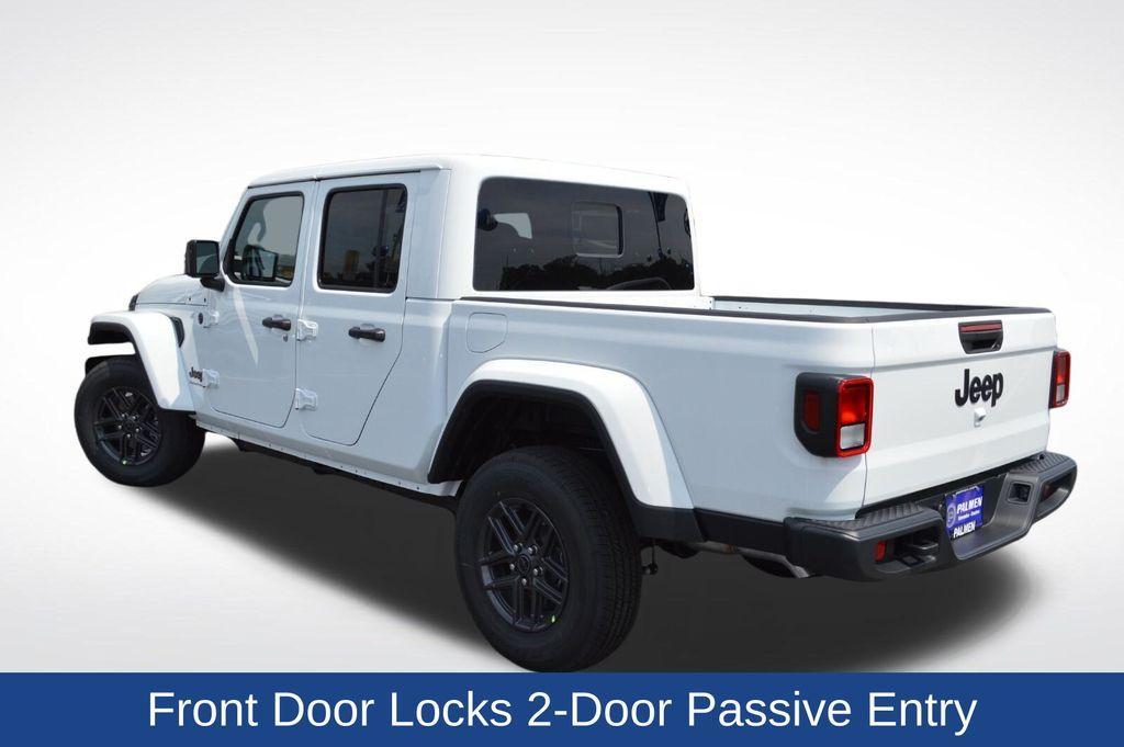 new 2025 Jeep Gladiator car, priced at $48,880