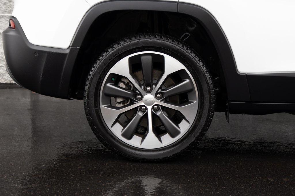 used 2022 Jeep Cherokee car, priced at $28,500