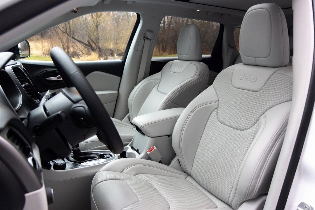 used 2022 Jeep Cherokee car, priced at $28,500
