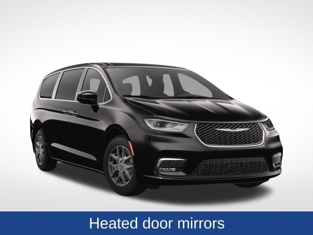 new 2025 Chrysler Pacifica car, priced at $43,945