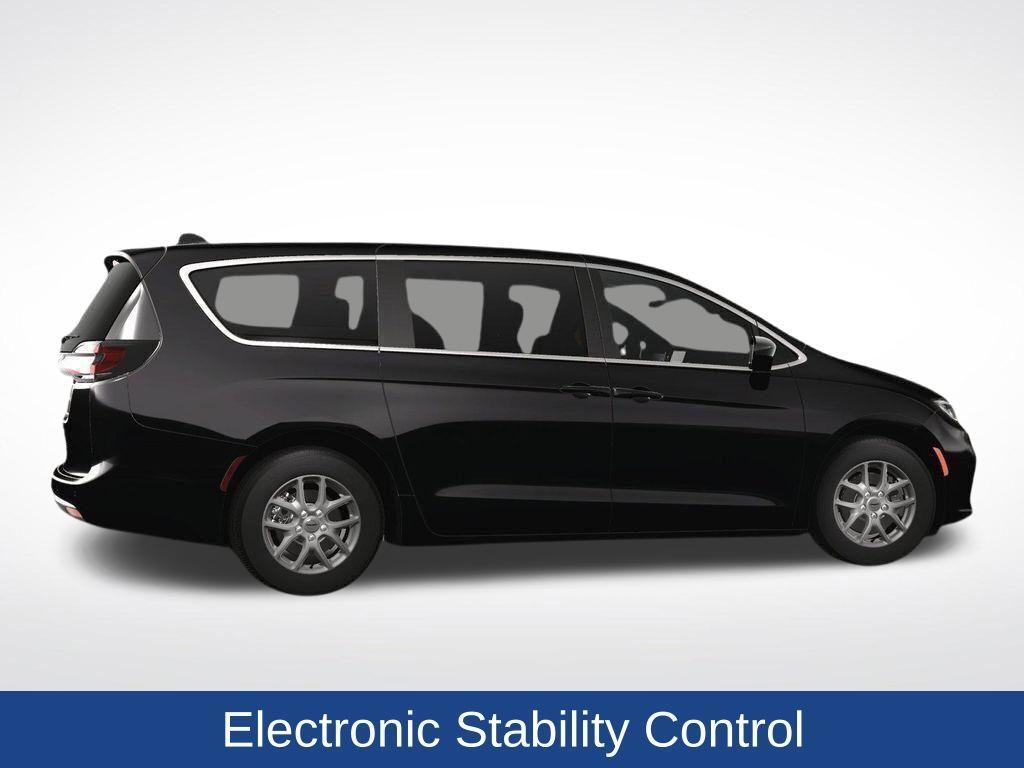 new 2025 Chrysler Pacifica car, priced at $43,945