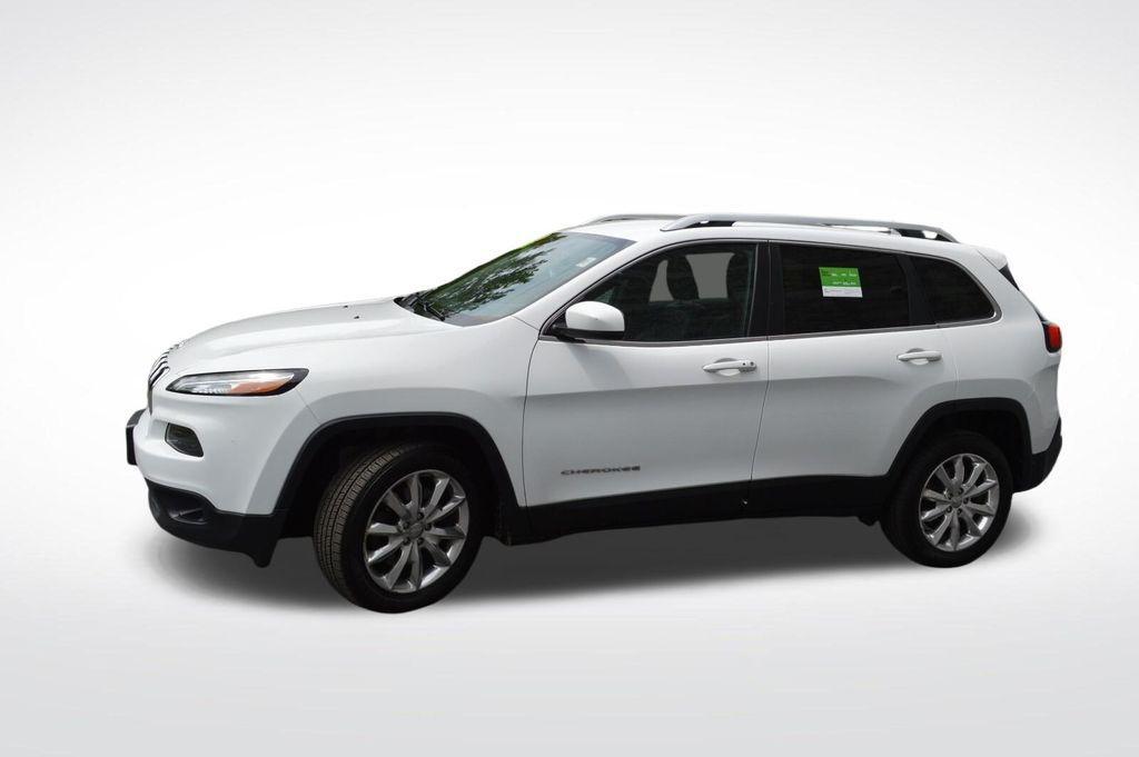 used 2015 Jeep Cherokee car, priced at $15,300