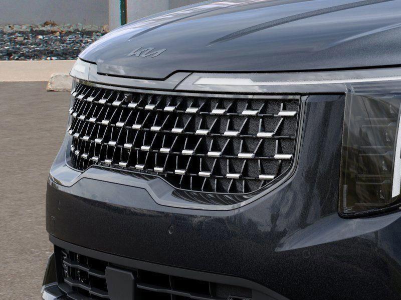 new 2025 Kia Carnival Hybrid car, priced at $53,330