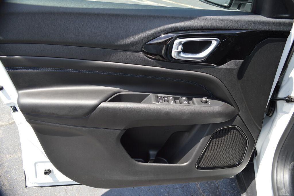 new 2025 Jeep Compass car, priced at $28,444