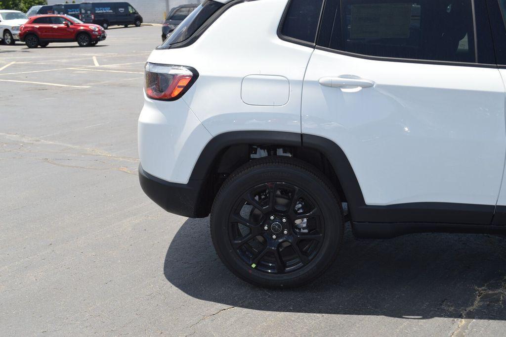 new 2025 Jeep Compass car, priced at $28,444