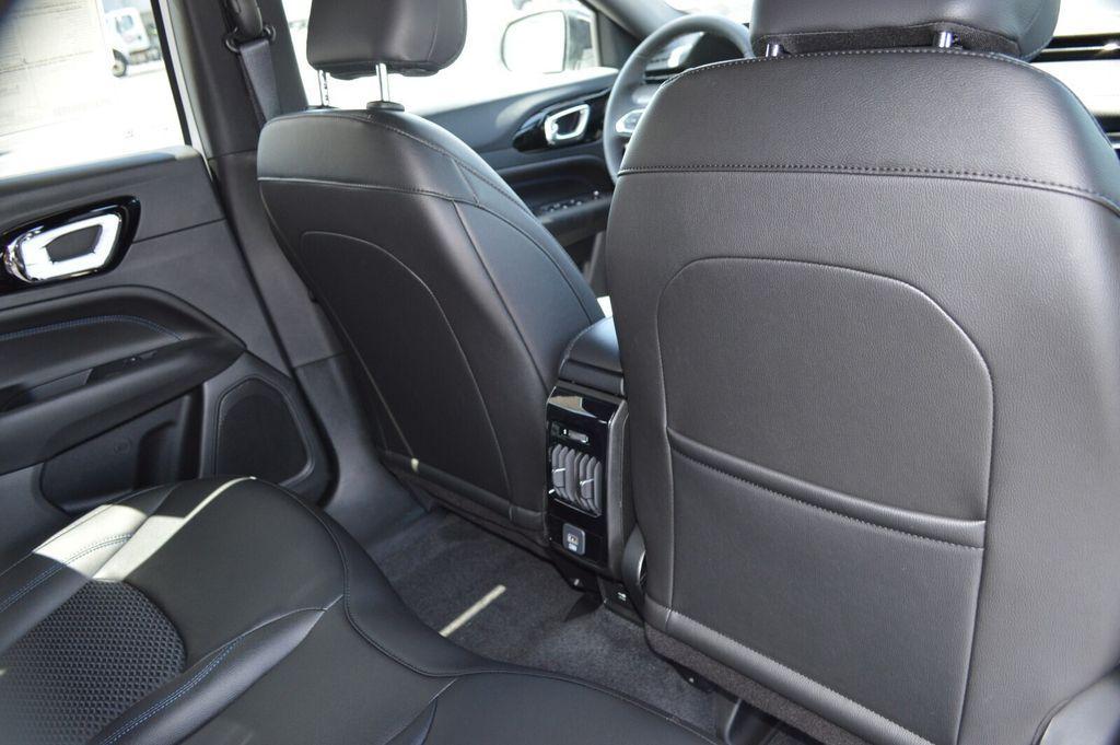 new 2025 Jeep Compass car, priced at $28,444