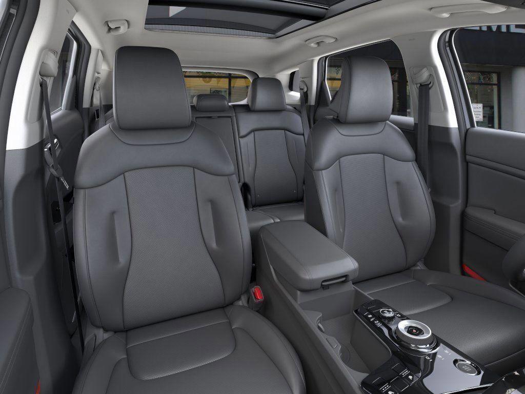 new 2025 Kia Sportage Hybrid car, priced at $35,006