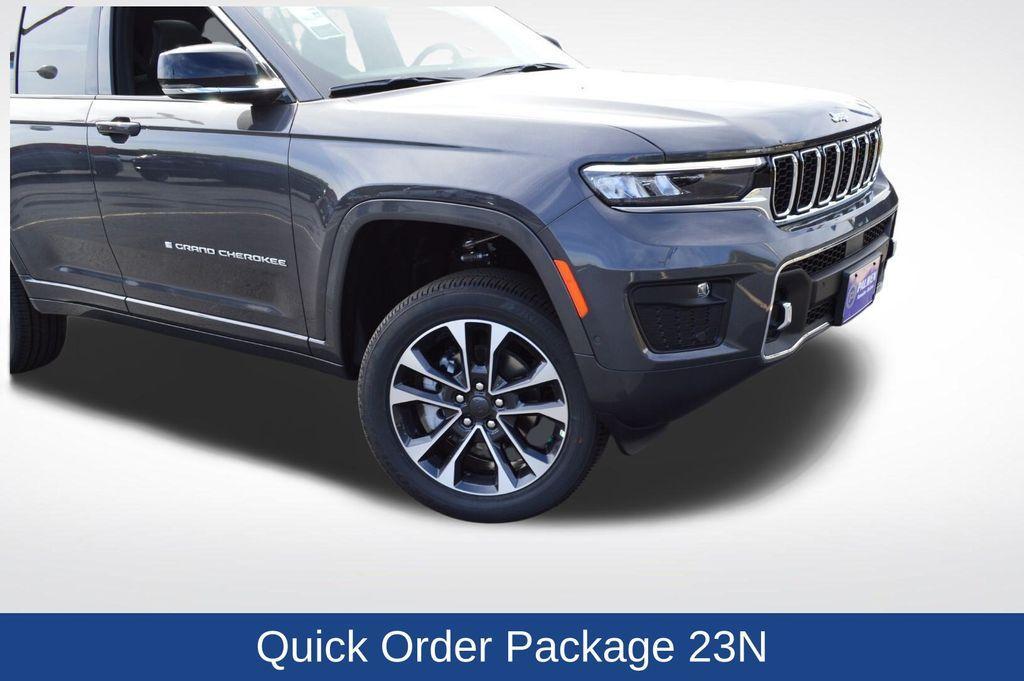 new 2025 Jeep Grand Cherokee car, priced at $59,063