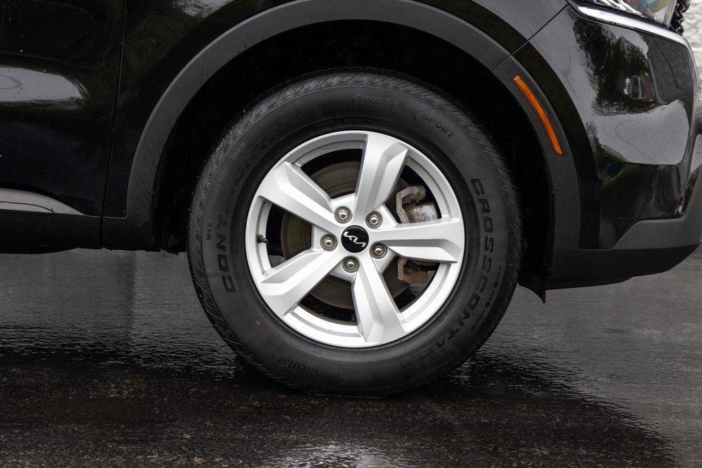 used 2022 Kia Sorento car, priced at $26,777