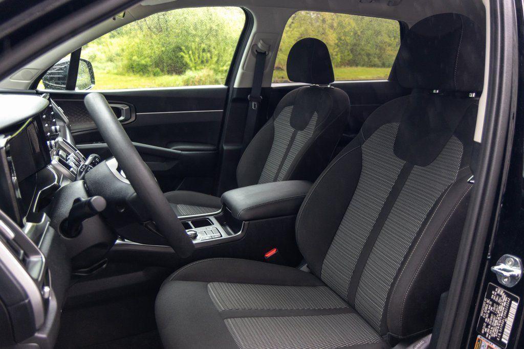 used 2022 Kia Sorento car, priced at $26,777