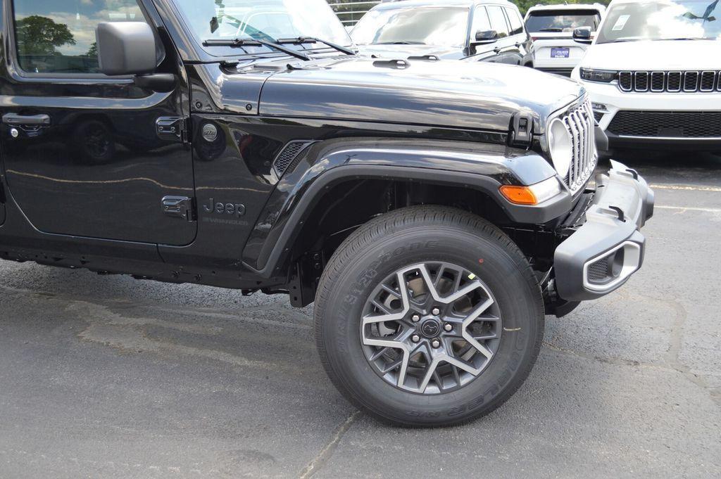 new 2025 Jeep Wrangler car, priced at $57,660