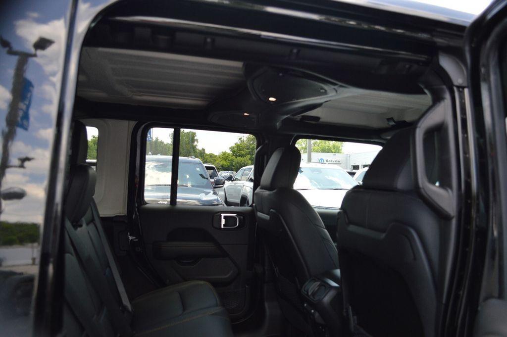 new 2025 Jeep Wrangler car, priced at $57,660