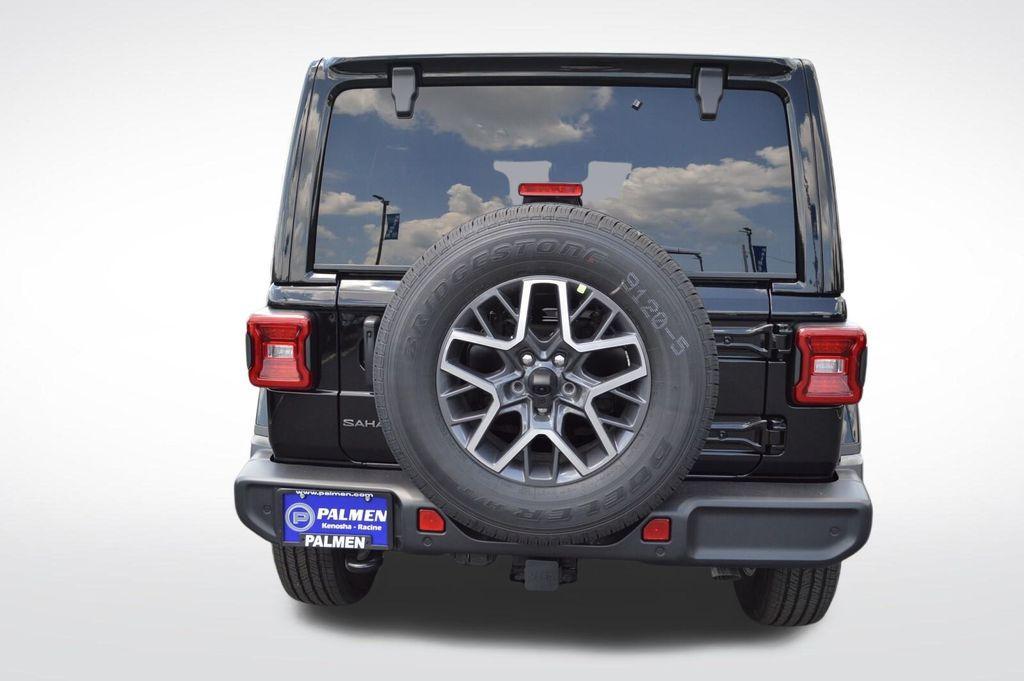 new 2025 Jeep Wrangler car, priced at $57,660