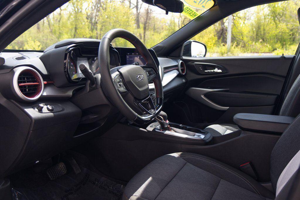 used 2024 Chevrolet Trax car, priced at $24,014
