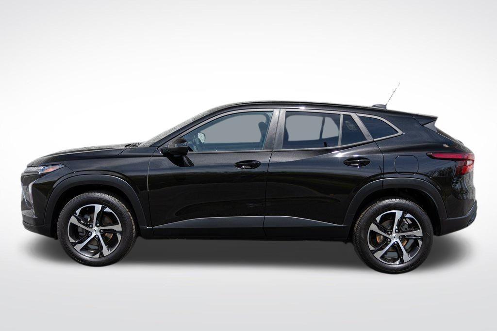 used 2024 Chevrolet Trax car, priced at $24,014