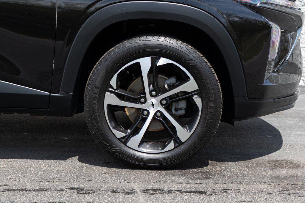 used 2024 Chevrolet Trax car, priced at $24,014