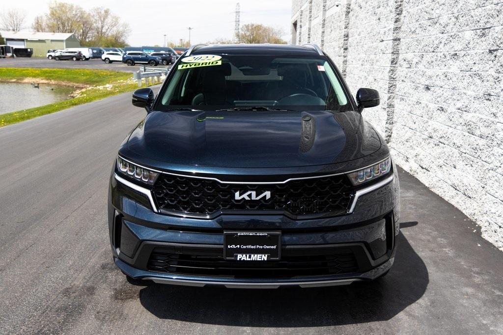 used 2022 Kia Sorento Hybrid car, priced at $29,998