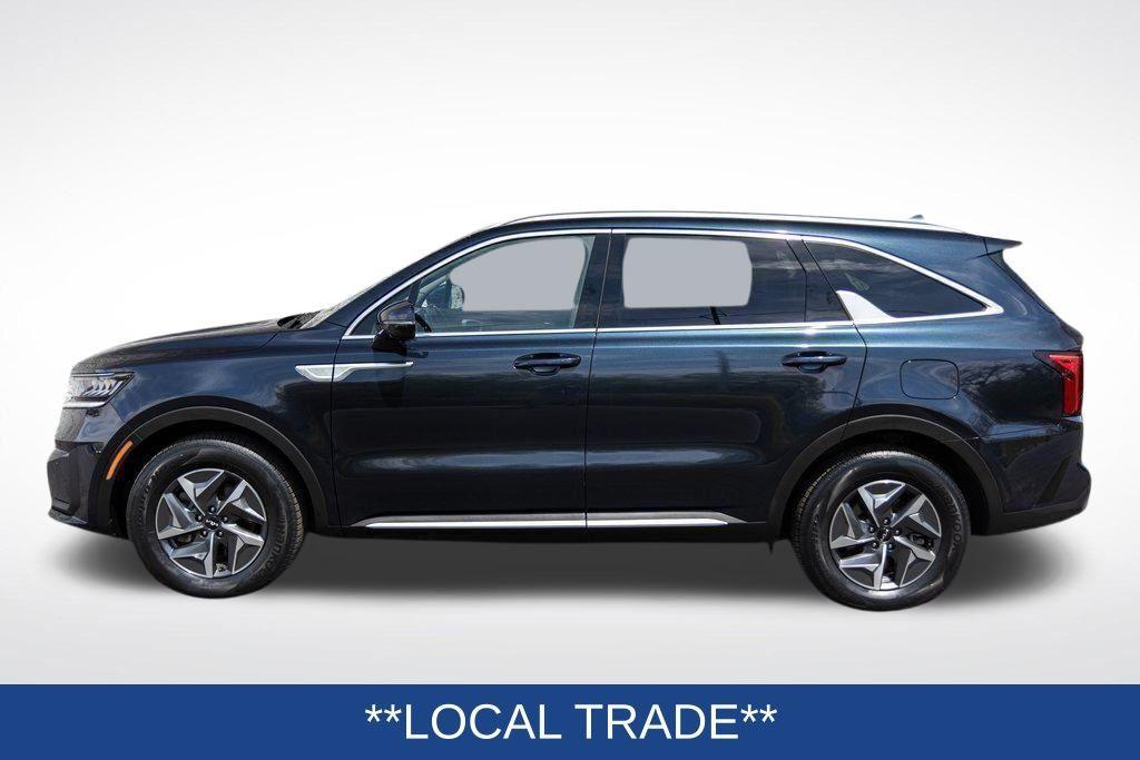 used 2022 Kia Sorento Hybrid car, priced at $28,500