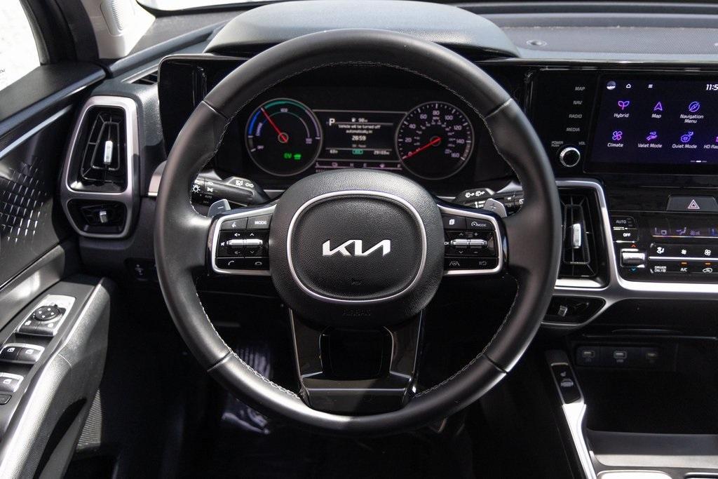 used 2022 Kia Sorento Hybrid car, priced at $29,998