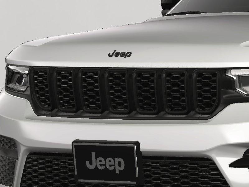 new 2025 Jeep Grand Cherokee car, priced at $45,935