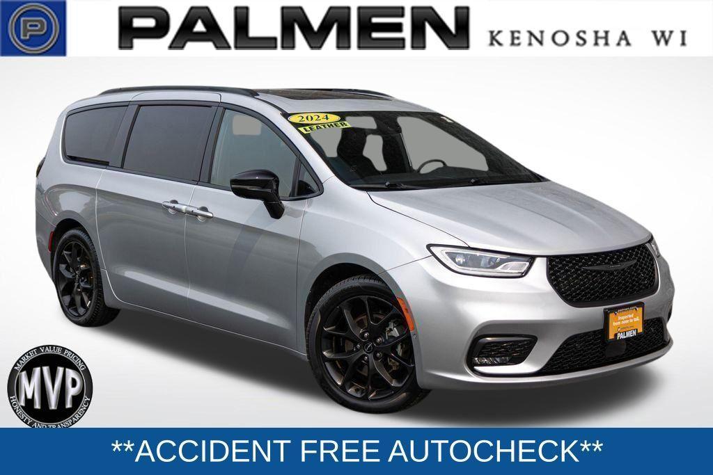 used 2024 Chrysler Pacifica car, priced at $43,998