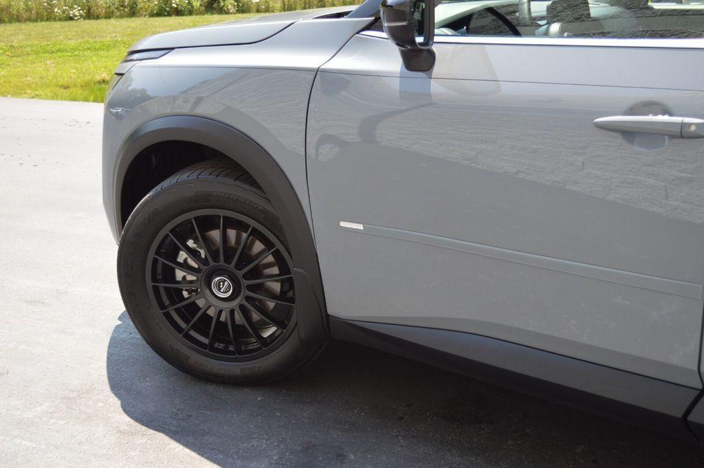 used 2024 Nissan Pathfinder car, priced at $36,000