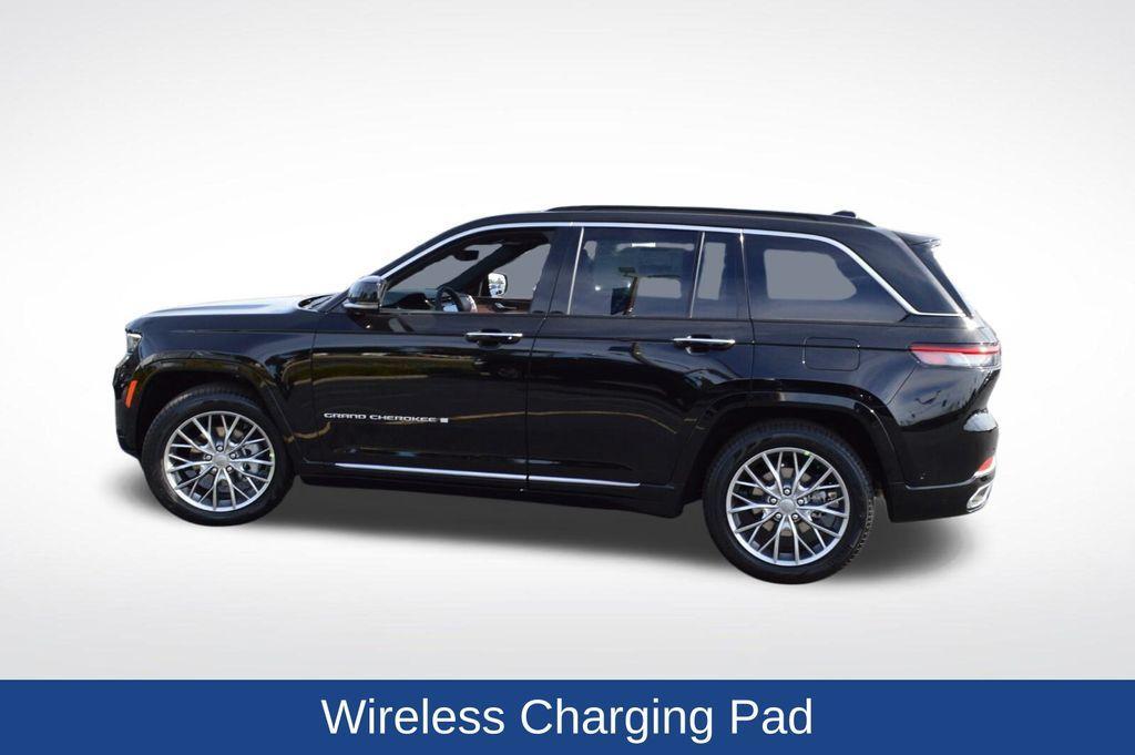 new 2025 Jeep Grand Cherokee car, priced at $61,555