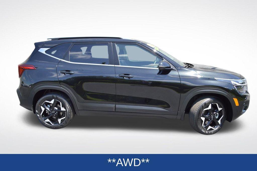 used 2024 Kia Seltos car, priced at $25,700