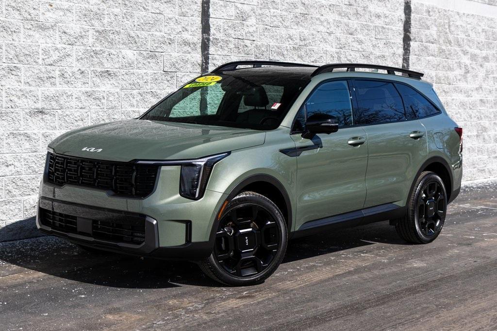 used 2024 Kia Sorento car, priced at $41,400