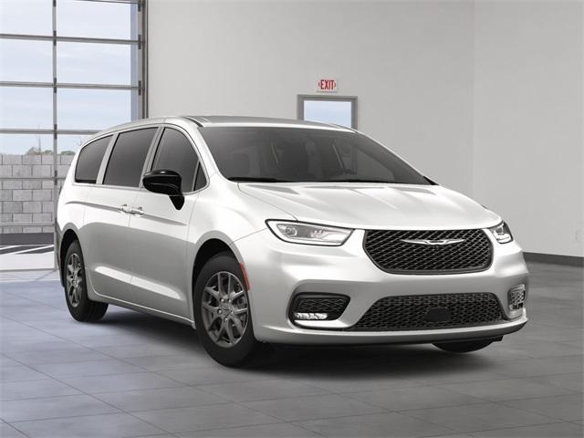 new 2024 Chrysler Pacifica car, priced at $40,557