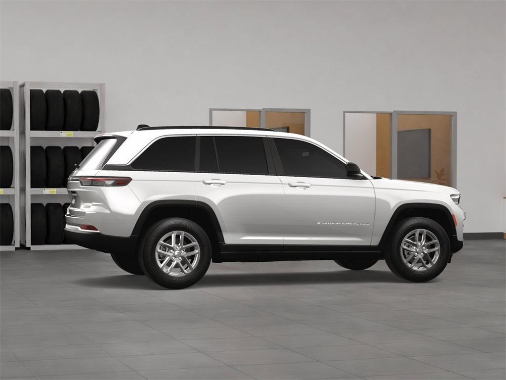 new 2025 Jeep Grand Cherokee car, priced at $42,545