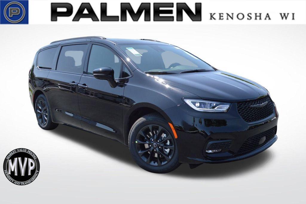 new 2025 Chrysler Pacifica car, priced at $47,150