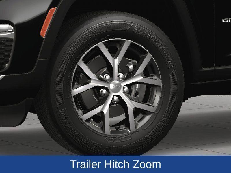 new 2025 Jeep Grand Cherokee car, priced at $51,005