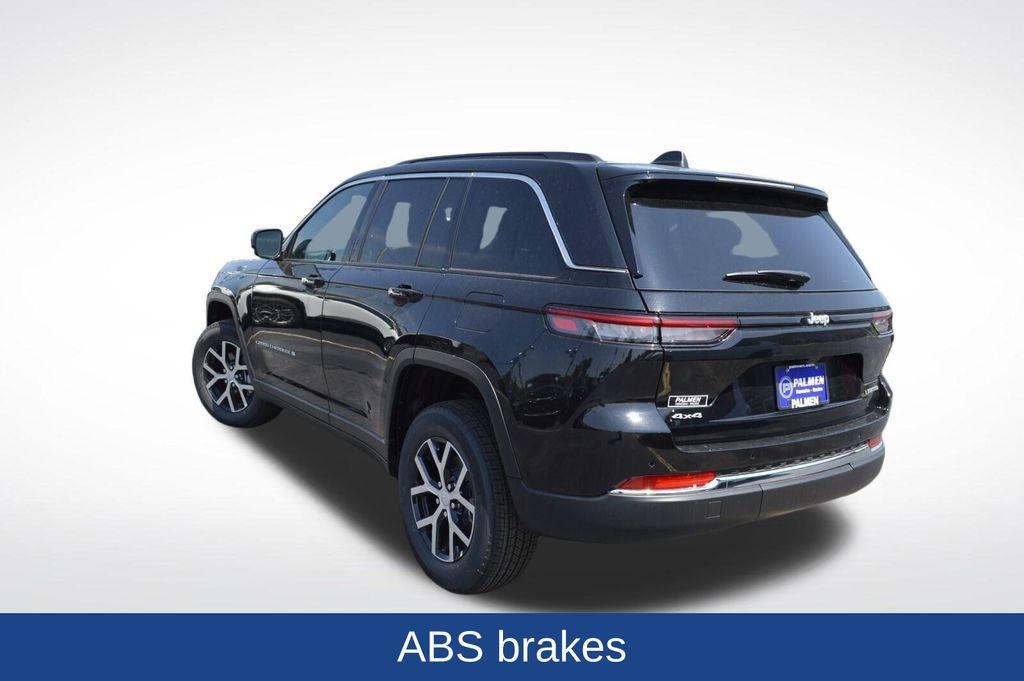 new 2025 Jeep Grand Cherokee car, priced at $45,693