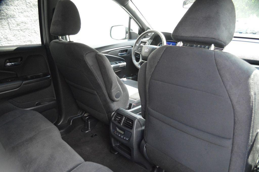 used 2022 Honda Pilot car, priced at $31,500