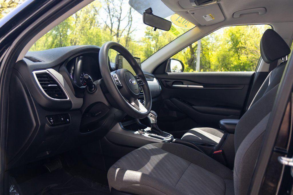 used 2021 Kia Seltos car, priced at $18,144