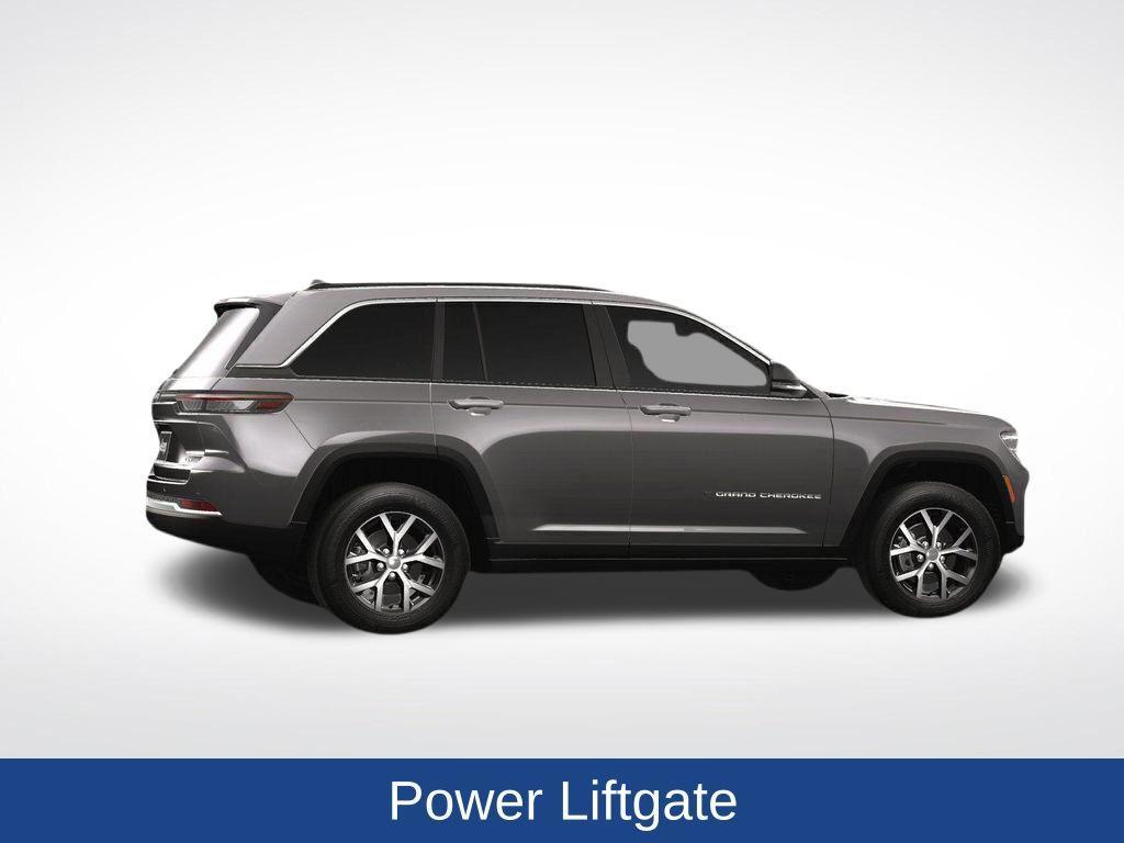 new 2025 Jeep Grand Cherokee car, priced at $47,818