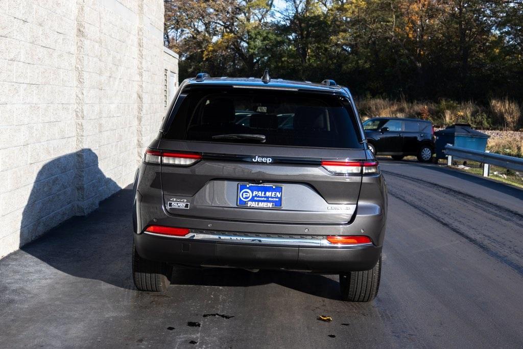 used 2022 Jeep Grand Cherokee car, priced at $33,993