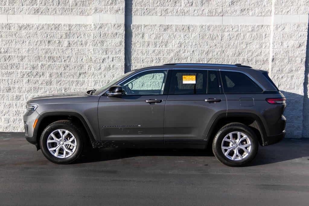 used 2022 Jeep Grand Cherokee car, priced at $33,993