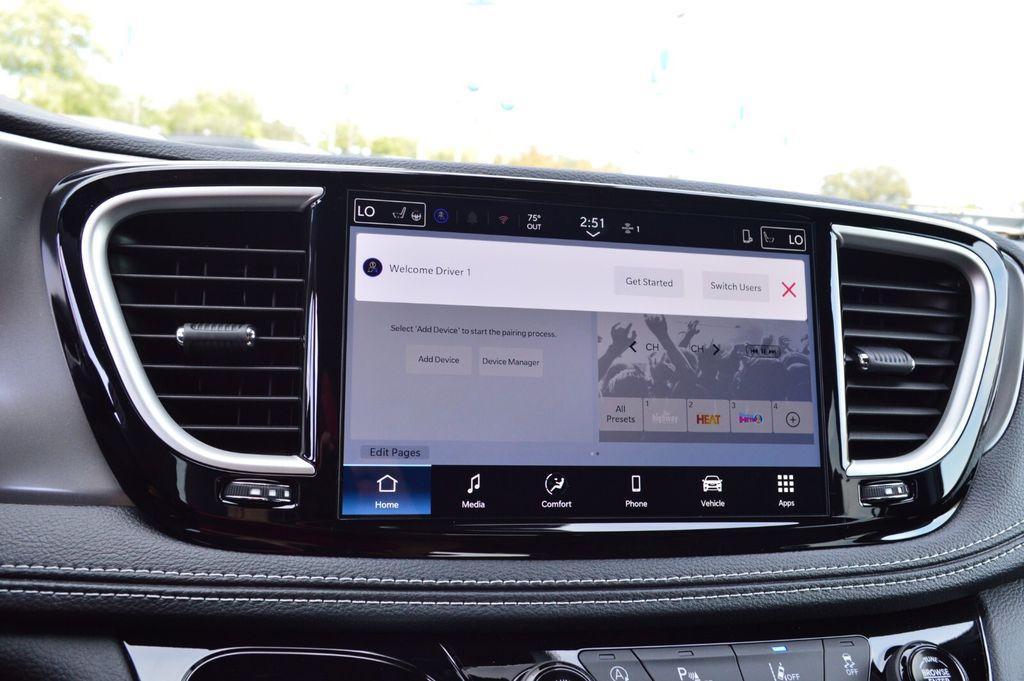 new 2026 Chrysler Pacifica car, priced at $44,368